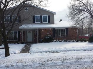 41757 Cherry Hill Rd, Novi, MI 48375