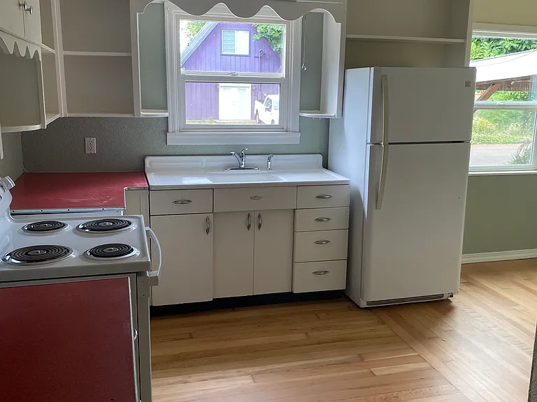 Kitchen with refinished Fir floors