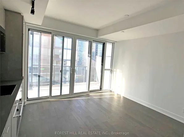 7 Grenville St, Toronto, ON
