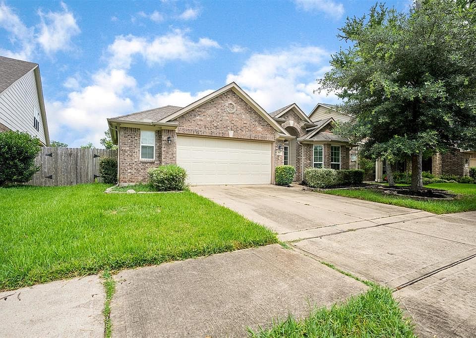 1st image of 6823 Patterson Dr
