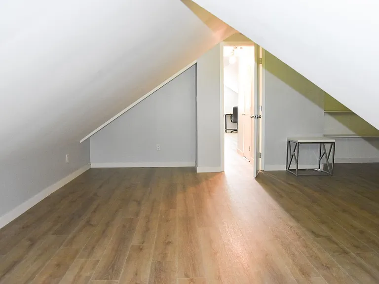 166 N Cambridge St — Photo 19