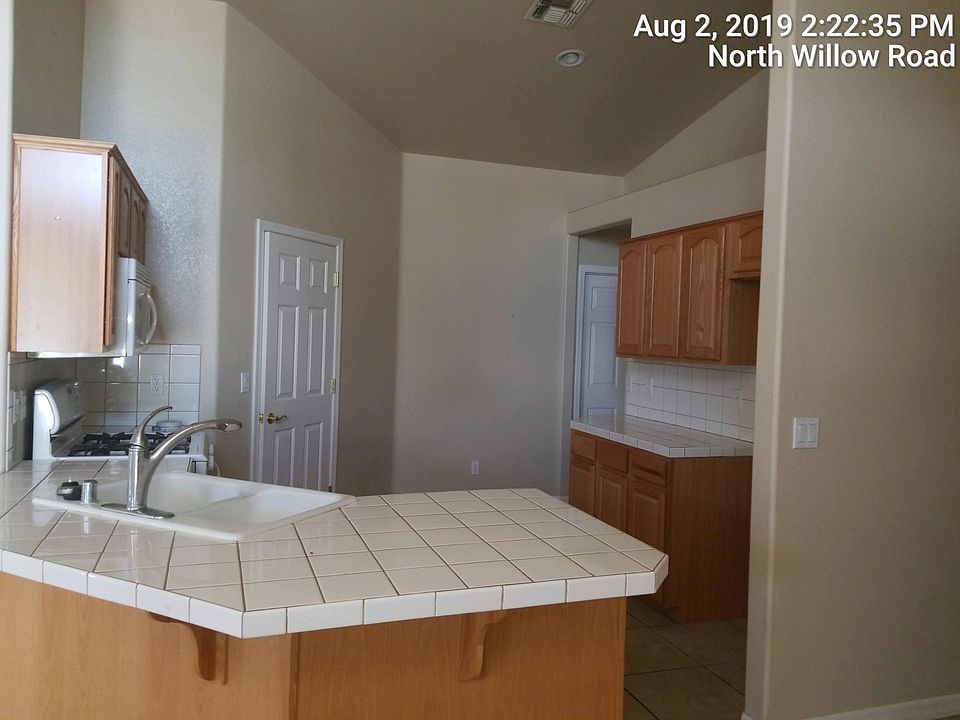 2nd image of 3684 N Willow Rd