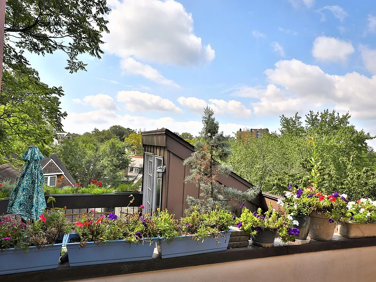 Rooftop Deck, View of Skyline