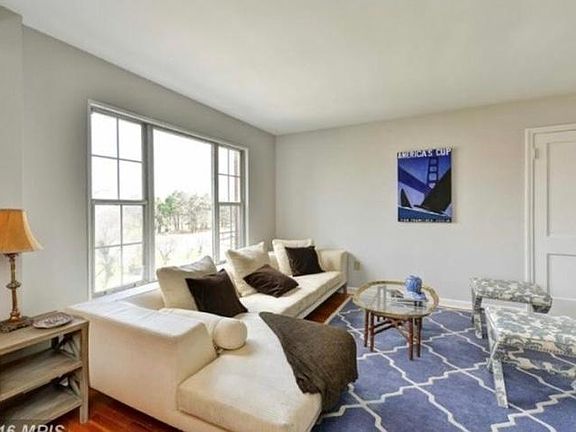 3rd image of 1427 N Nash St APT 25
