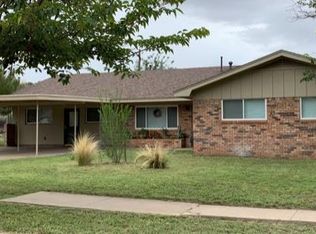 509 E June St, Alpine, TX 79830