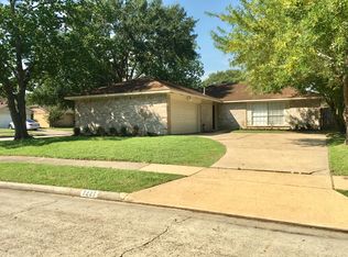 7227 Sonnet Glen Ln, Houston, TX 77095