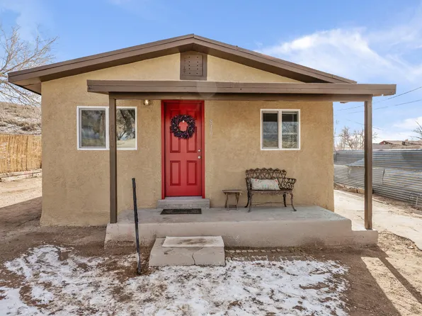 810 Kathryn Ave SE, Albuquerque, NM 87102