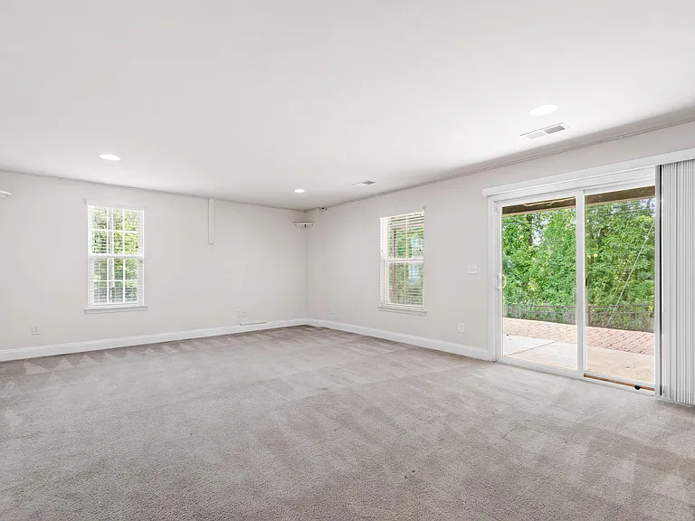 1101 Boxcar Way — Photo 23