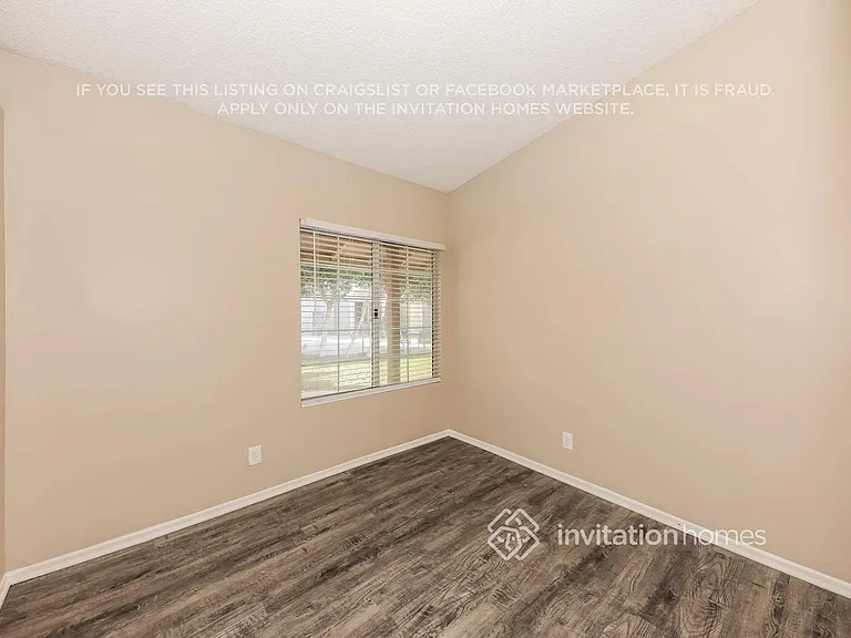 27394 Rustic Ln — Photo 12