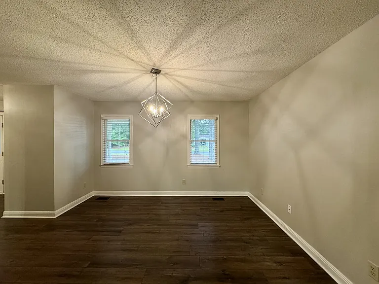 200 Horseshoe Dr — Photo 11