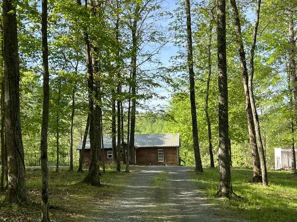 641 Providence Rd, Russell Springs, KY 42642