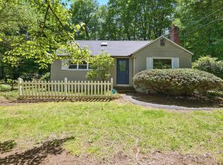 135 Mountain Rd, Wilbraham, MA 01095