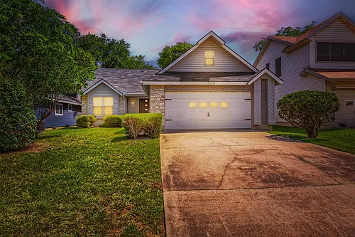 2608 Piping Rock Trl Photo 1