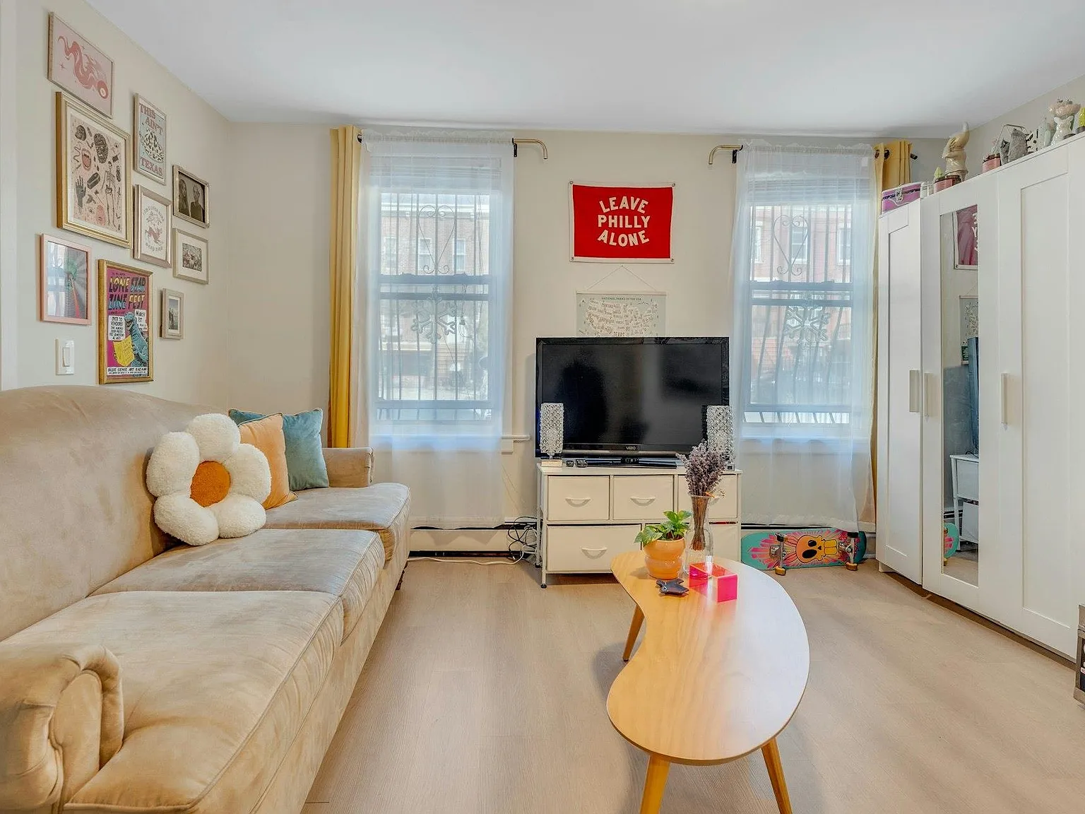 1 bed, 1.0 bath, $2,000 — Photo 2