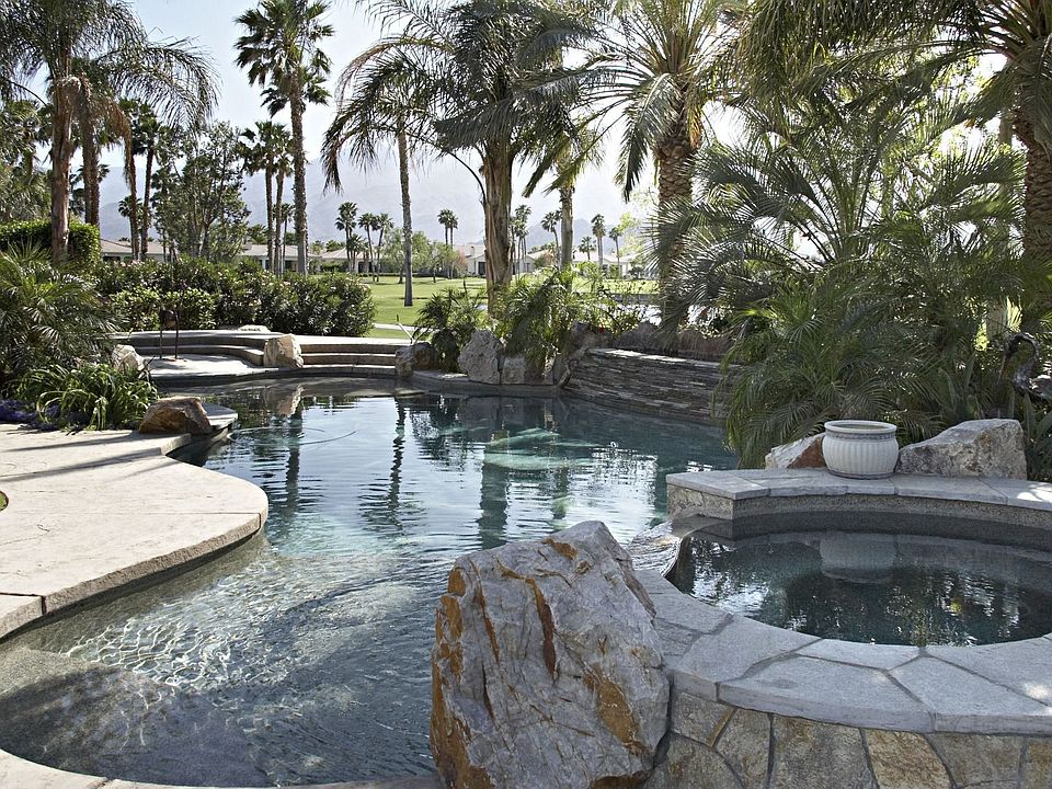 Country Club Living!