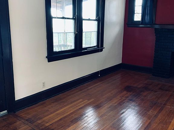 3rd image of 4410 Verne Ave Unit 2