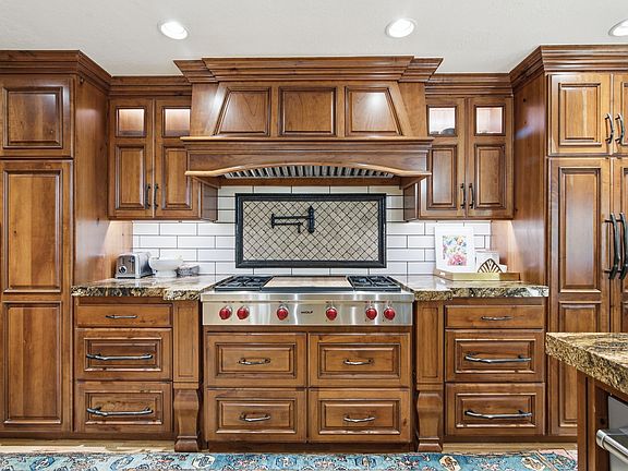 5th image of 3158 E Old Ridge Cir S