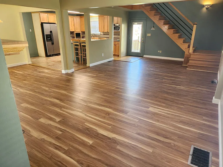7050 Caroline Ave — Photo 20