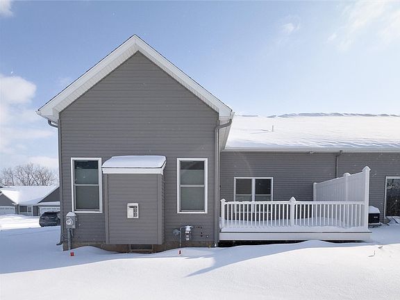 3rd image of 53 Timber Creek Trl