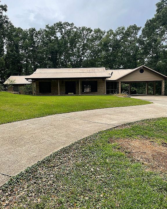 1st image of 23811 Grant Dr