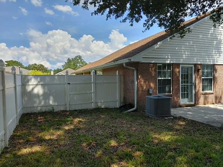 7548 Cliff Cottage Dr — Photo 5