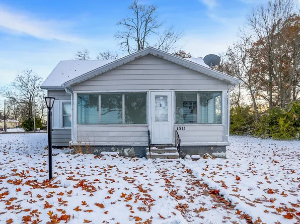 1311 E Butler St, Muncie, IN 47303