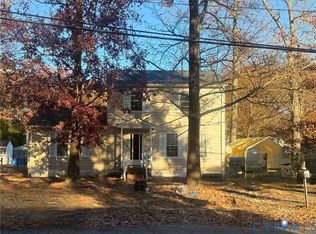 1607 Old Iron Rd, Hopewell, VA 23860