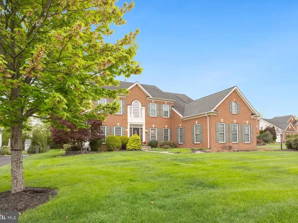 2110 Ashton Dr, Jamison, PA 18929