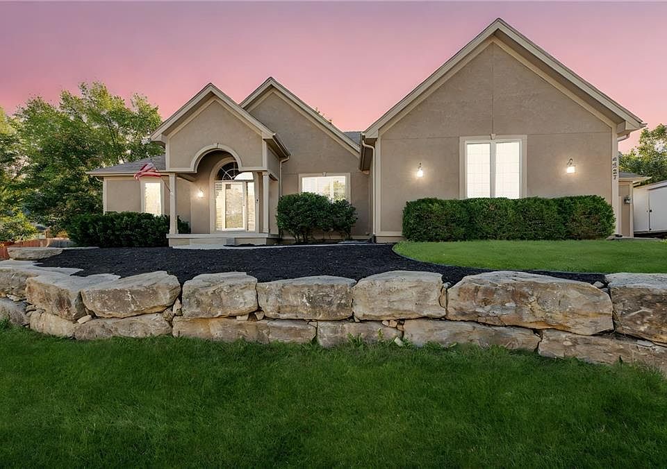 1st image of 4227 N 125th Cir