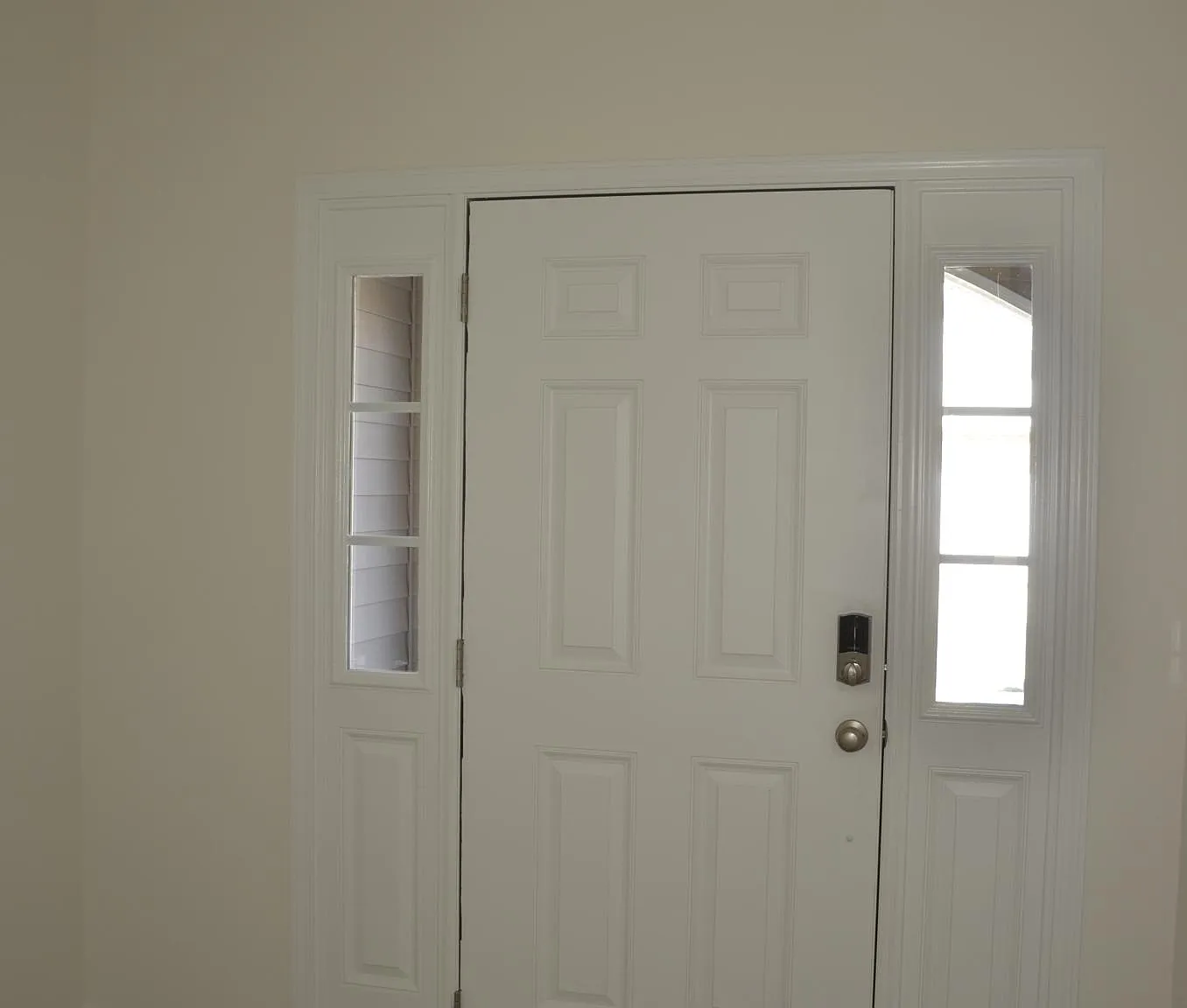 3 bed, 2.5 bath, 1600 sqft, $1,760 — Photo 4