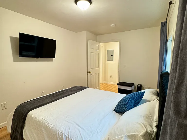 26A Park St #1 — Photo 8