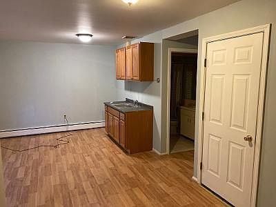2nd image of 224 8th St