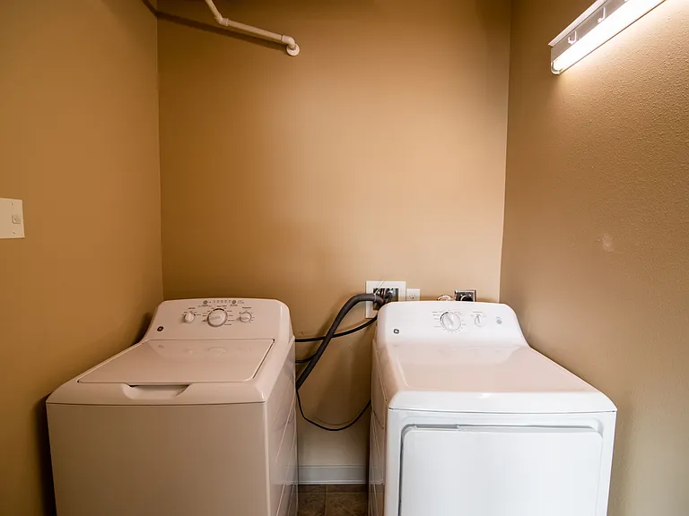 Mandan Place Apartments — Photo 5