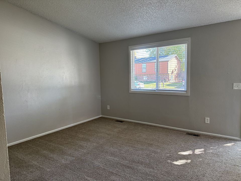 1st image of 4279 Freeport Way