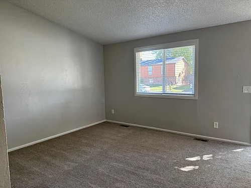 4279 Freeport Way Photo 1