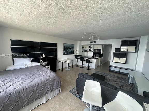 3rd image of 905 Brickell Bay Dr Suite 1029
