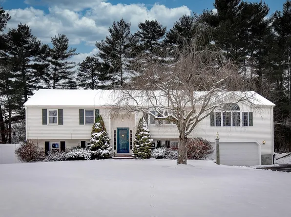 27 Judy Ln, Bellingham, MA 02019