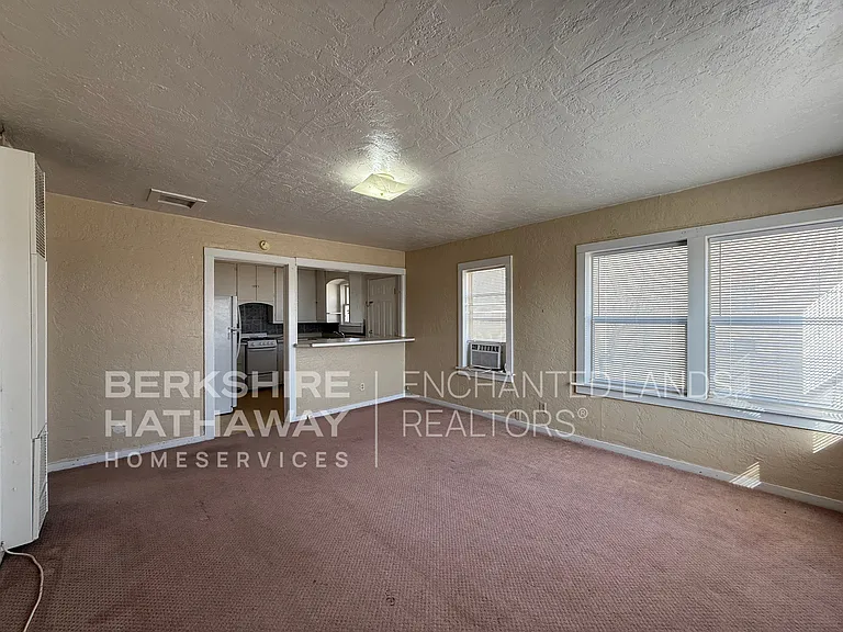 812 Badger St #600 — Photo 3