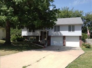 5631 SW Glendale Ct, Topeka, KS 66606