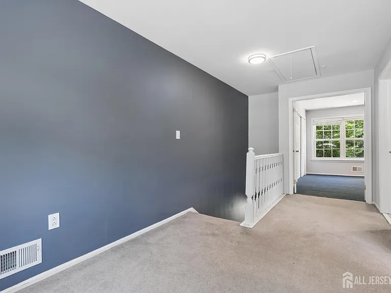 6 Bradford Dr — Photo 12