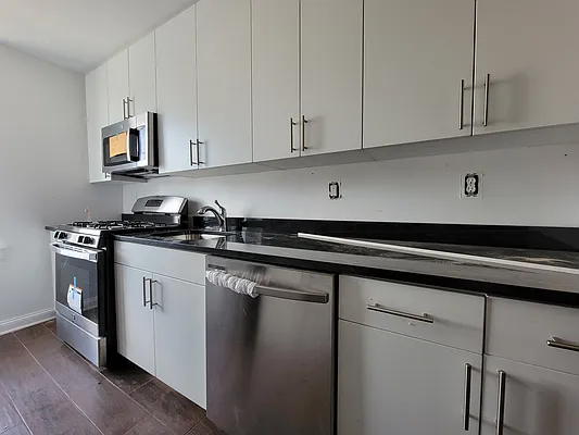 Rented by Made In NY Realty | media 11