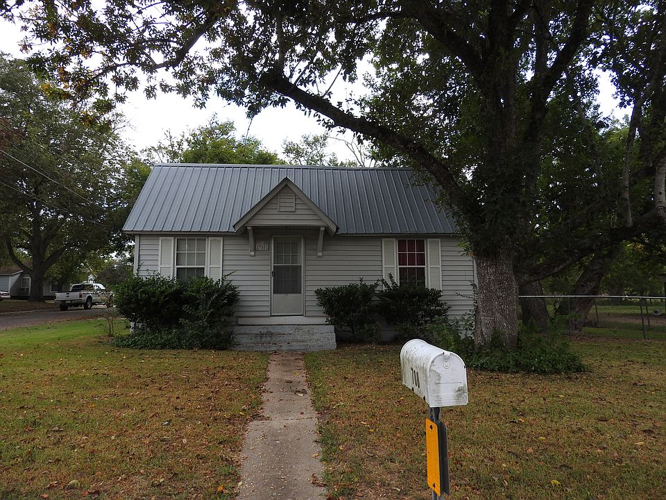 1st image of 708 Texana St