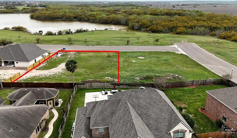 1st image of 2803 Grand Canal Dr