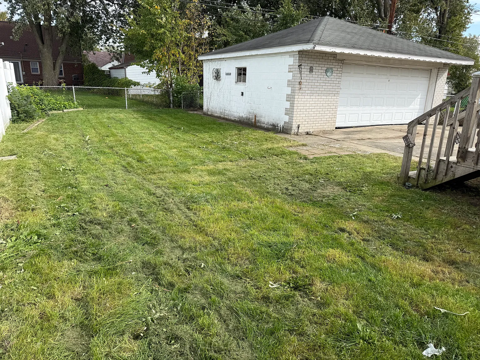 3 bed, 1000 sqft, $1,800 — Photo 3