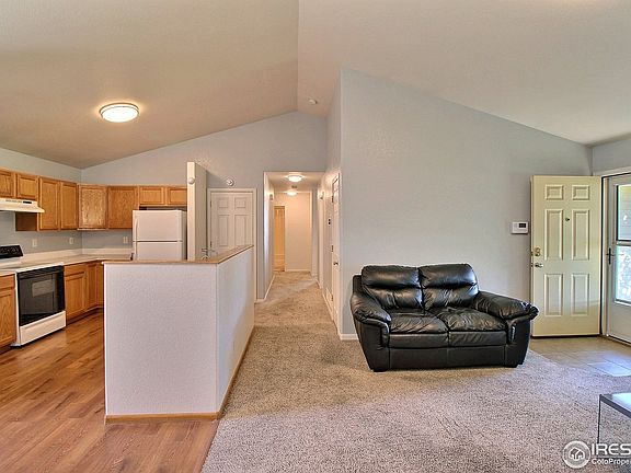 5th image of 2512 Park View Dr
