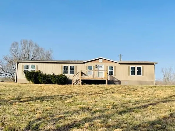 355B Shelly Poe Rd, Dawson Springs, KY 42408