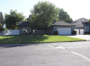 14626 N Fairview Dr, Mead, WA 99021