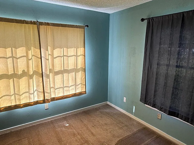 3420 Bronco St — Photo 10
