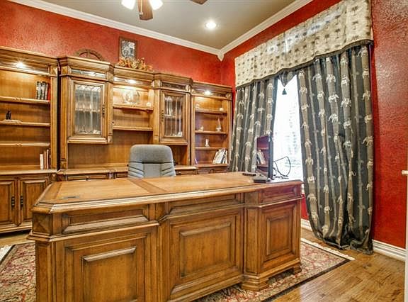 5th image of 803 Gateshead Ct