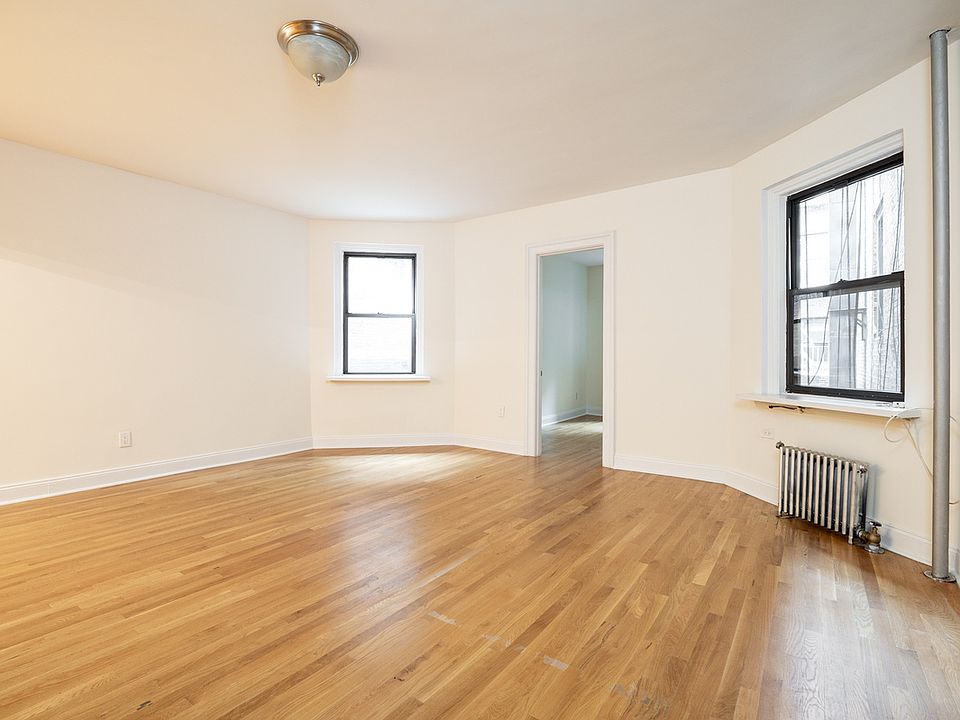 1st image of 146 W 72nd St Front 2C